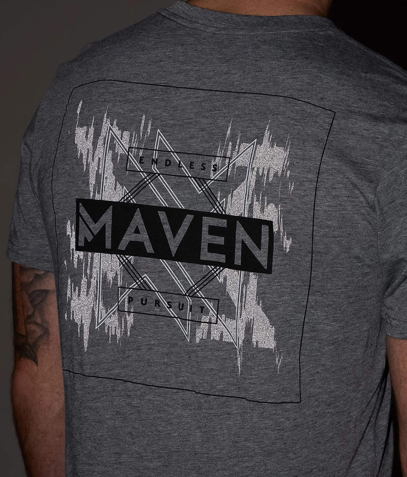 Maven Co-op Abstract T-Shirt Charcoal Hot
