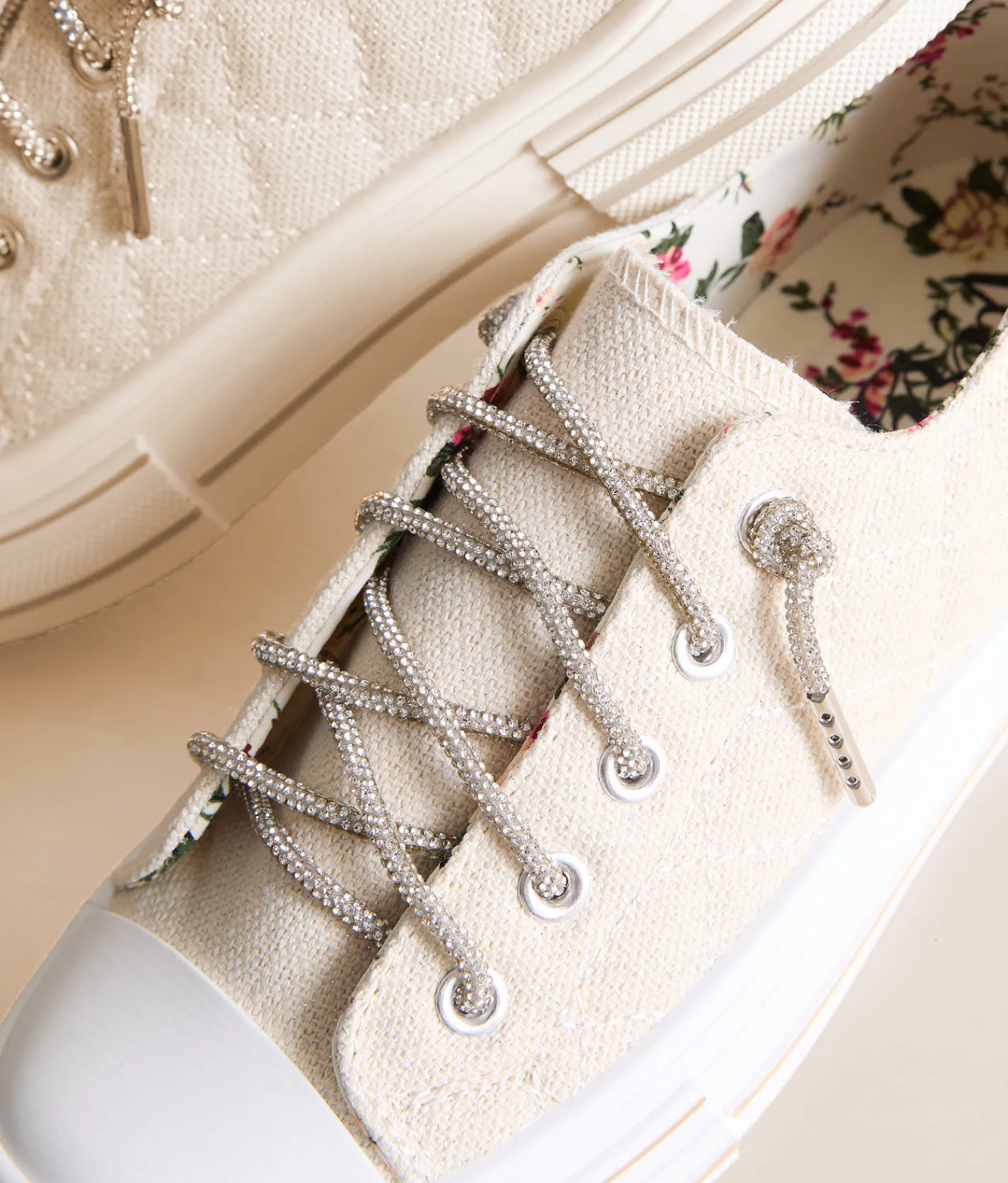 Very G Aman Quilted Sneaker Natural Hot