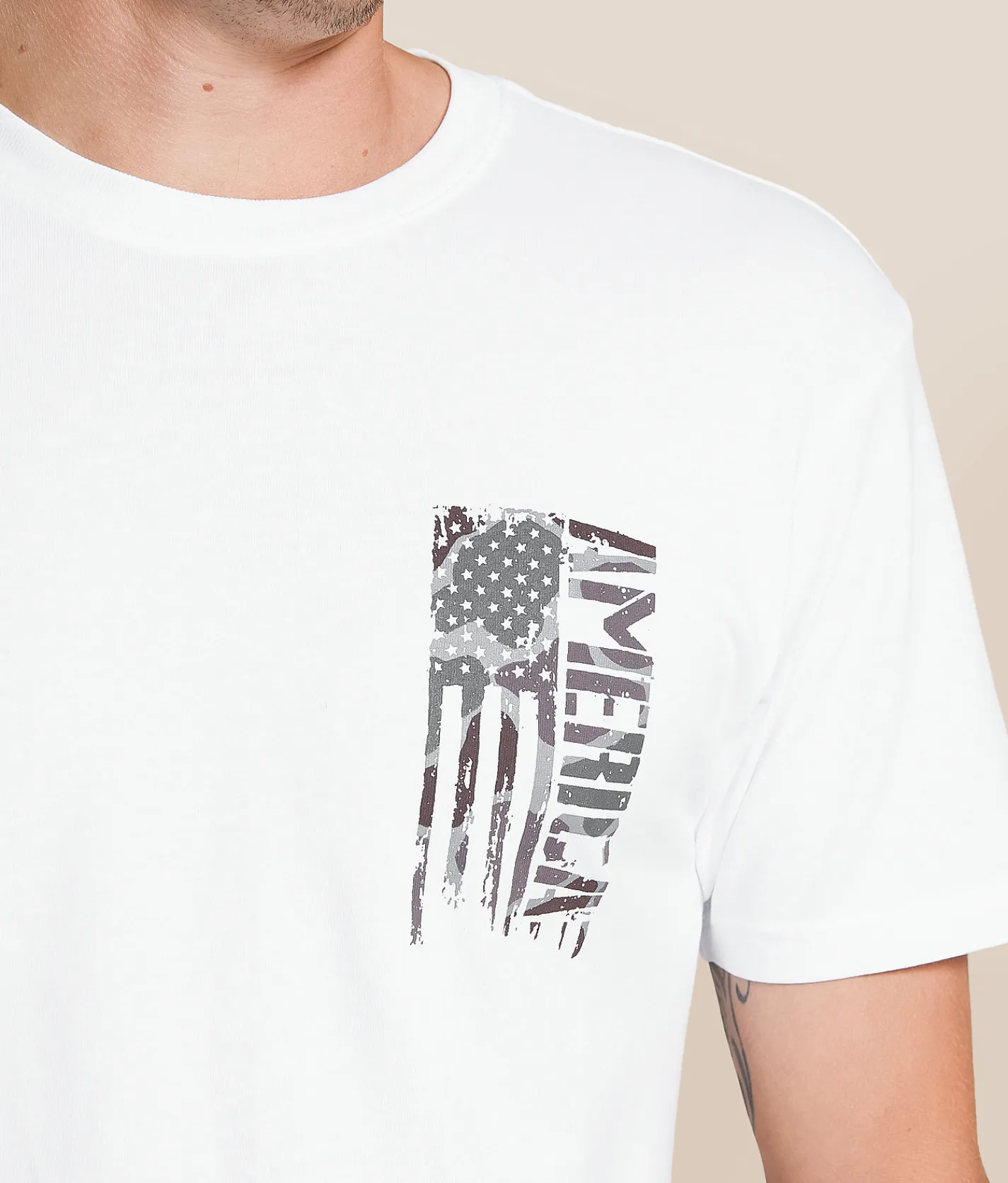 Tops|Graphic T-Shirts | Howitzer American T-Shirt White