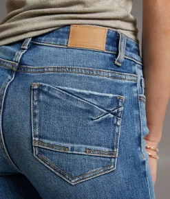 BKE Andi Straight Stretch Cuffed Jean Coatney 2 Hot