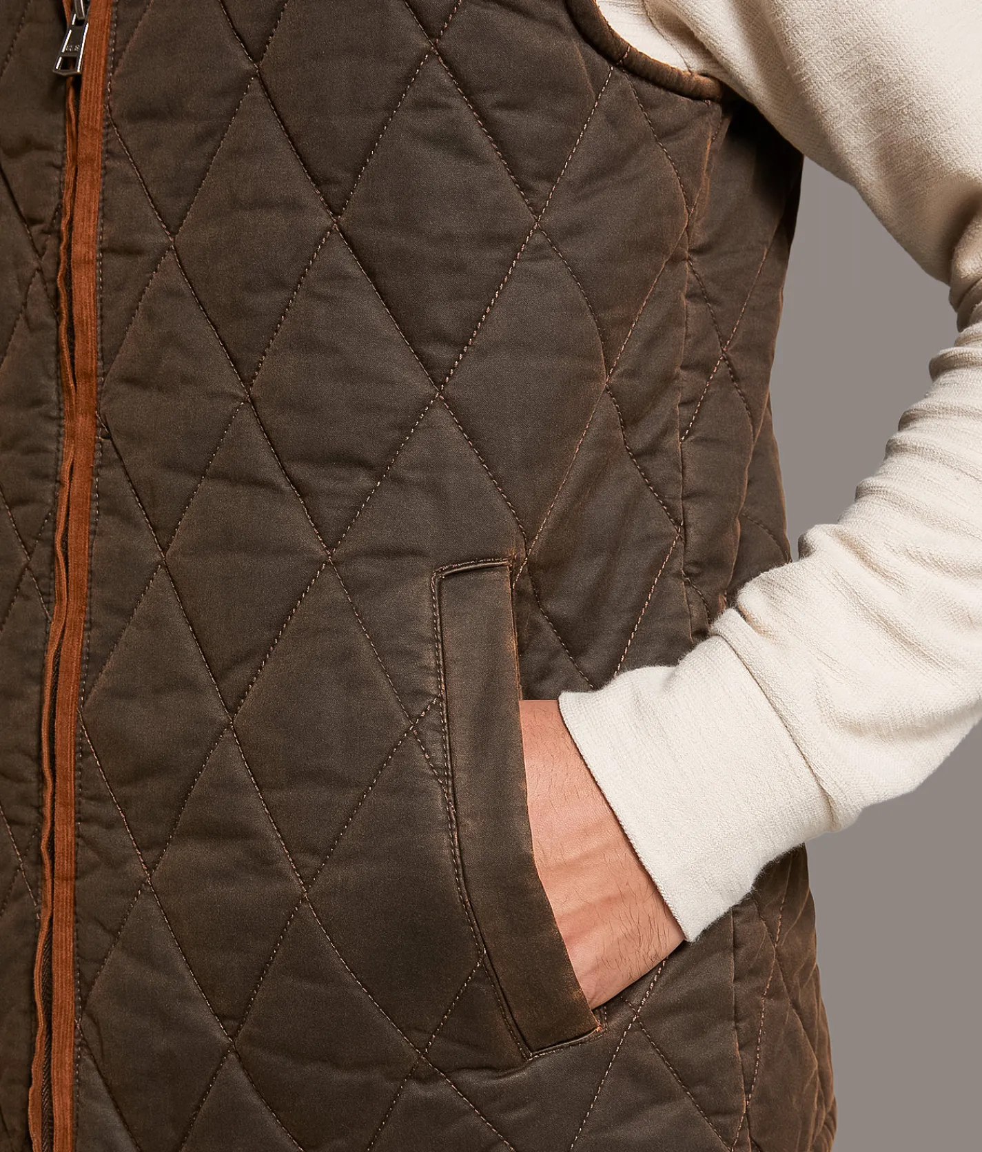Tops|Coats & Jackets | BKE Antique Quilted Vest Brown