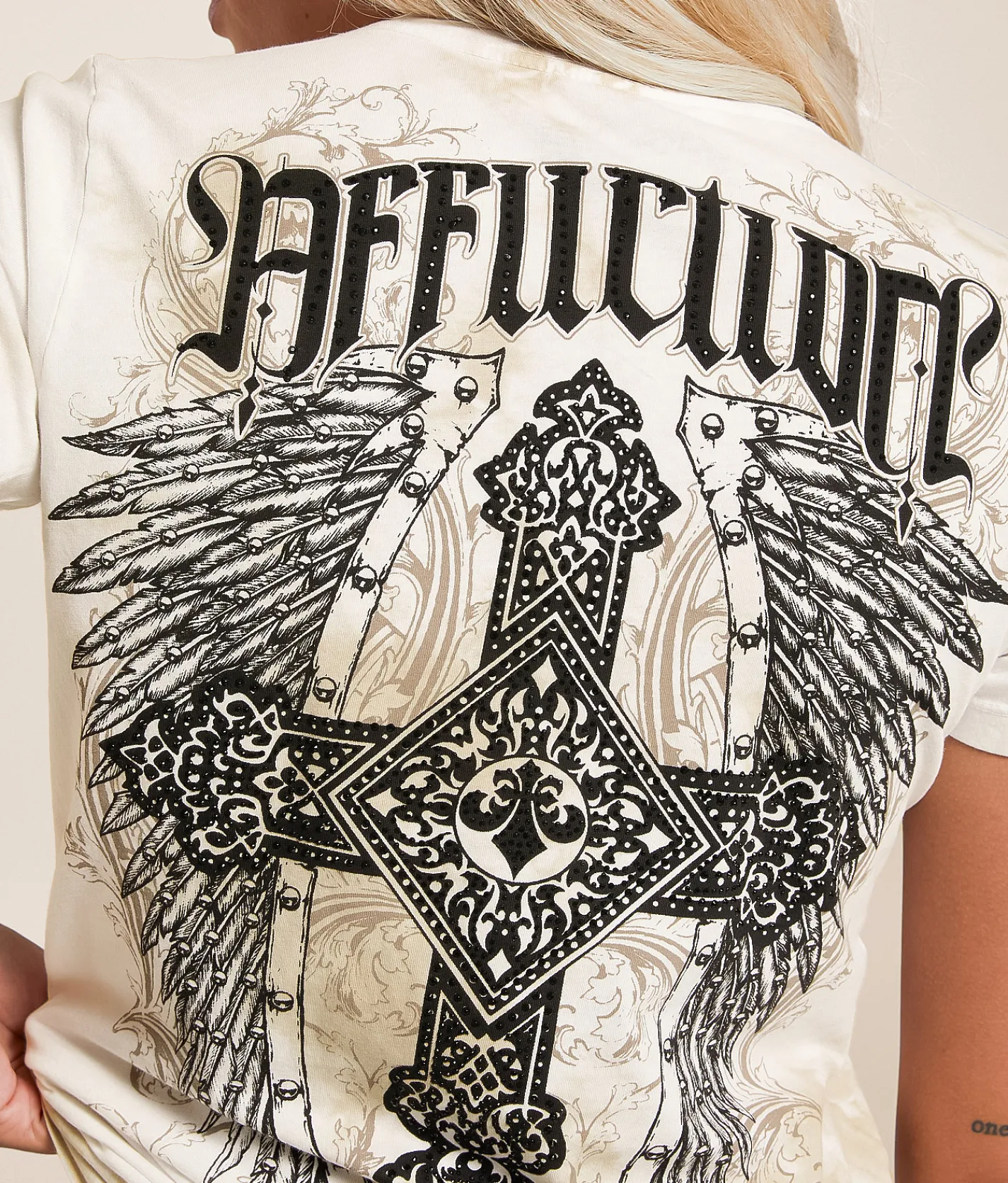 Affliction Arctic Light T-Shirt White Sand Crystal Wash Online
