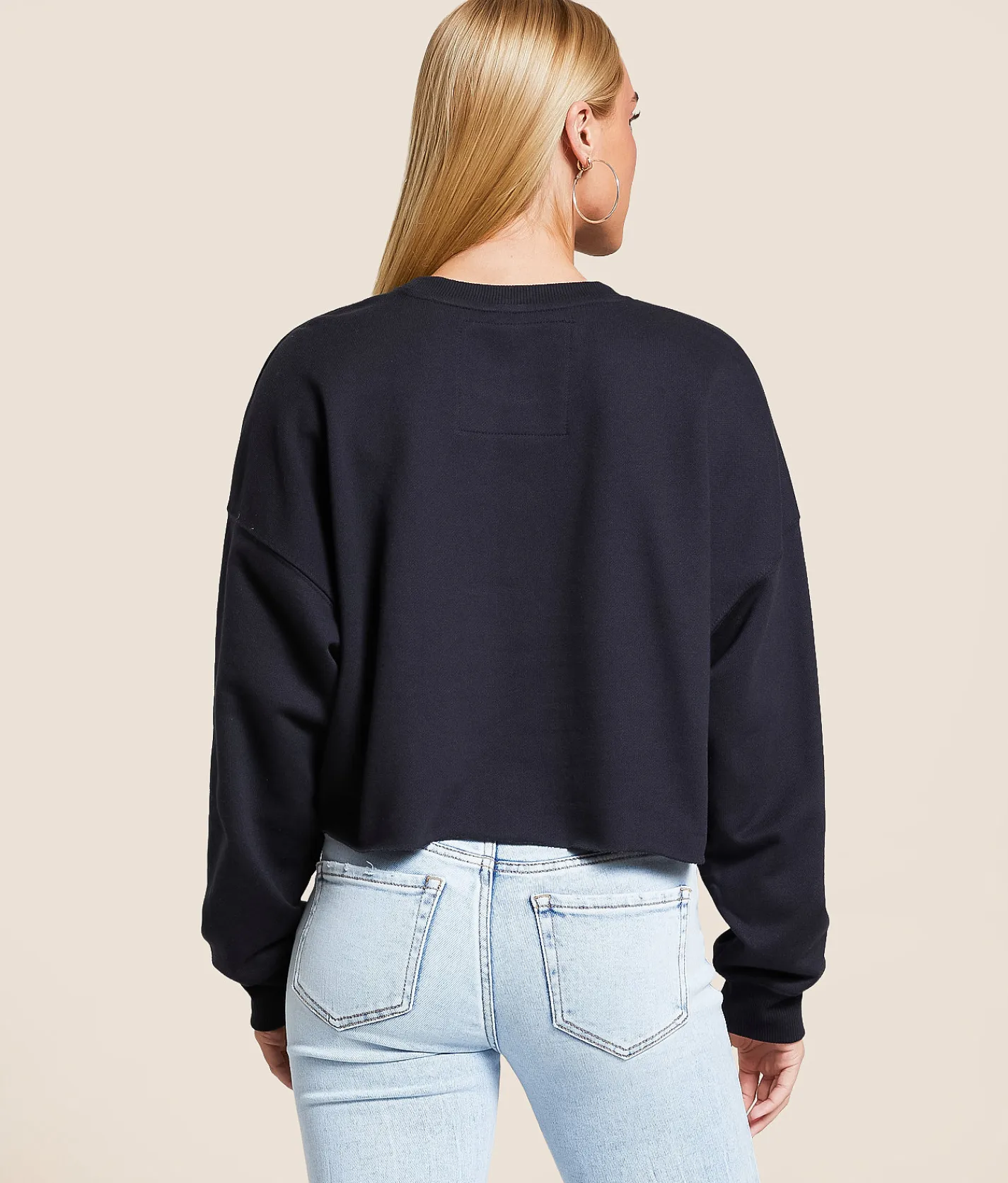 Tops | Gameday SOCIAL® Arkansas Razorbacks Cropped Pullover Black
