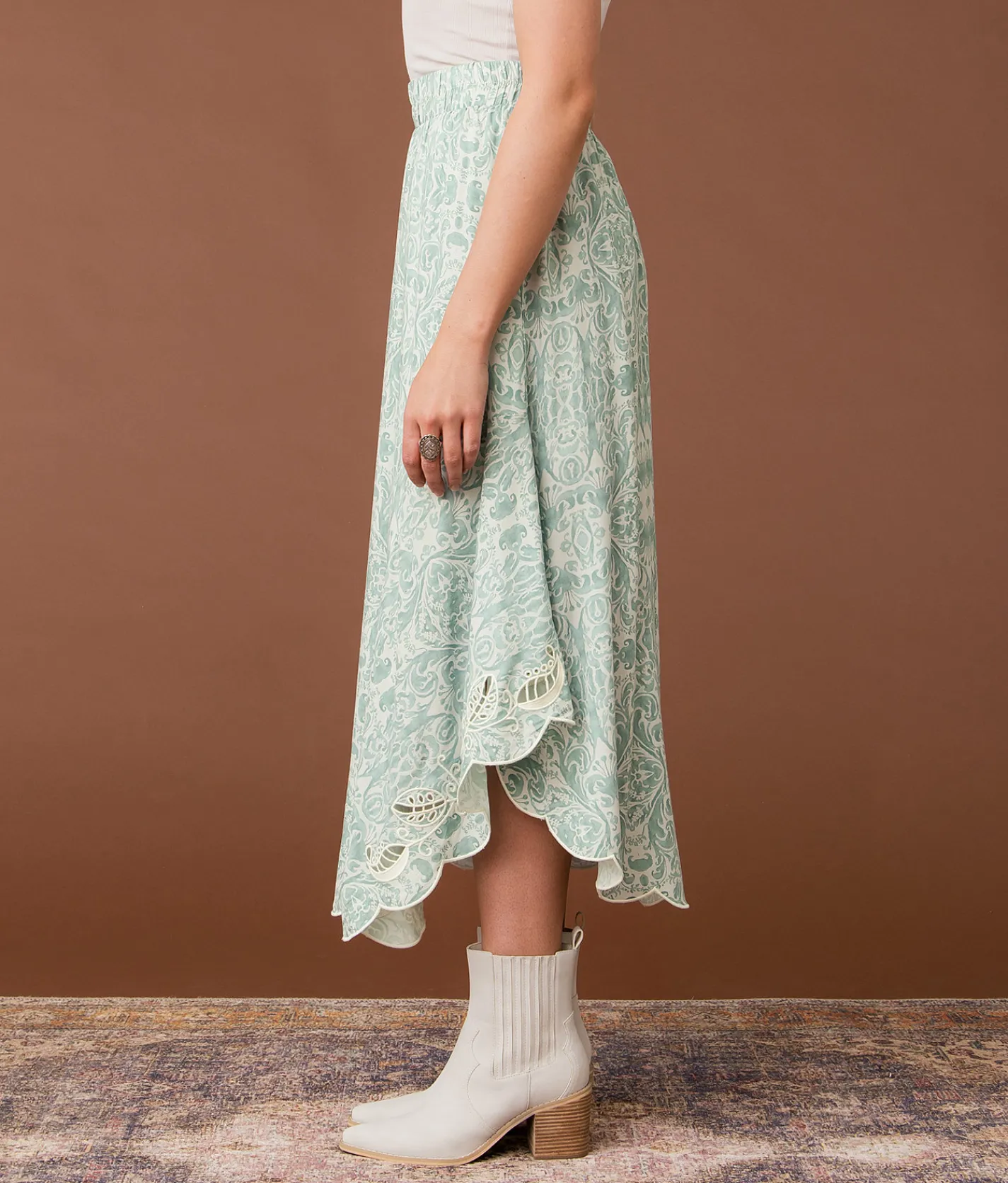 Gimmicks Asymmetrical Scalloped Midi Skirt Green White
