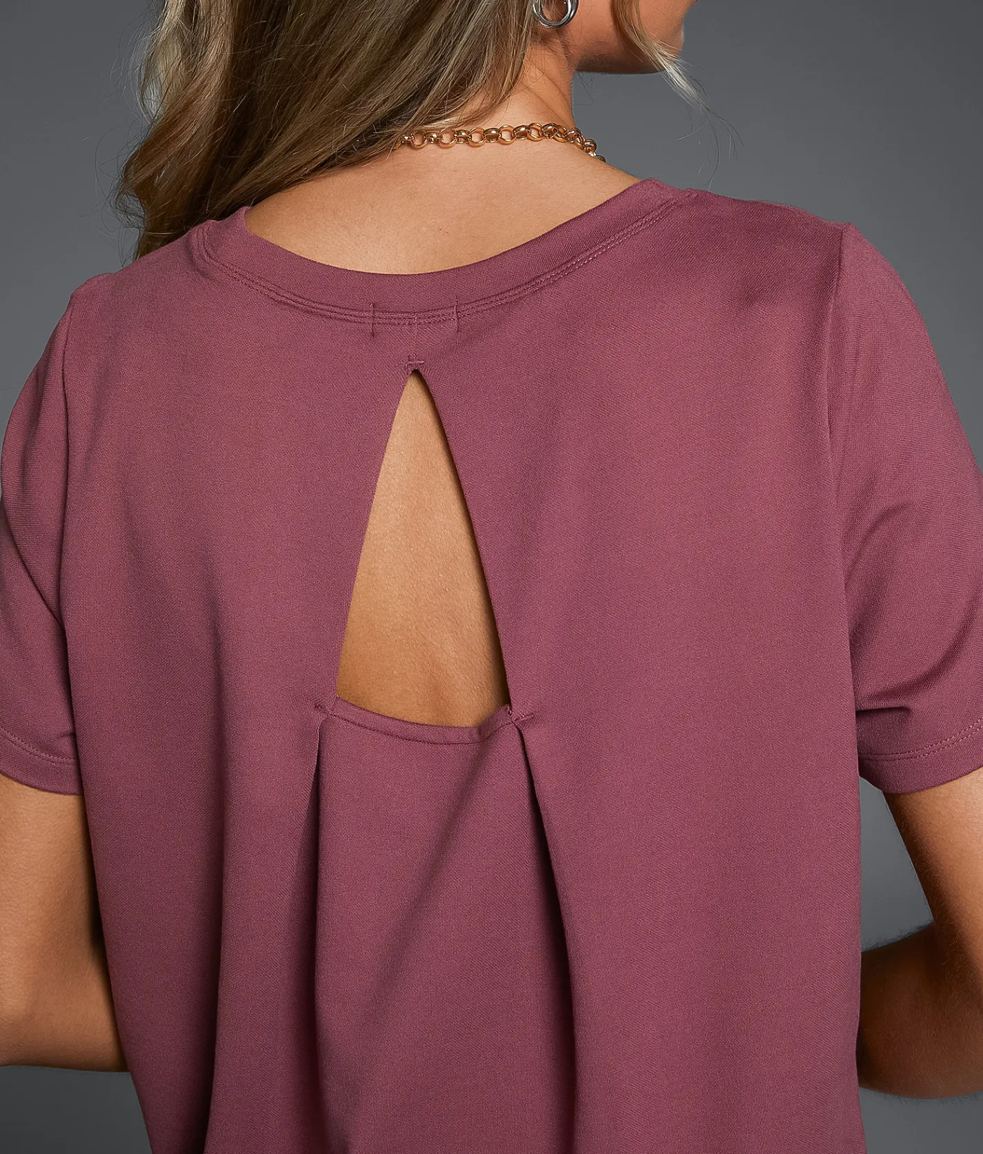 Tops | Buckle Black Back Cut-Out T-Shirt Rose Brown