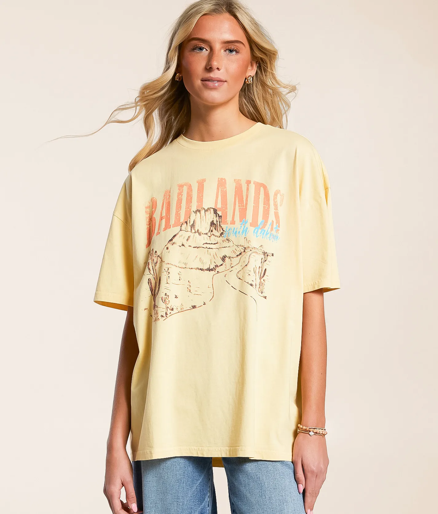 Modish Rebel Badlands Oversized T-Shirt Straw Sale
