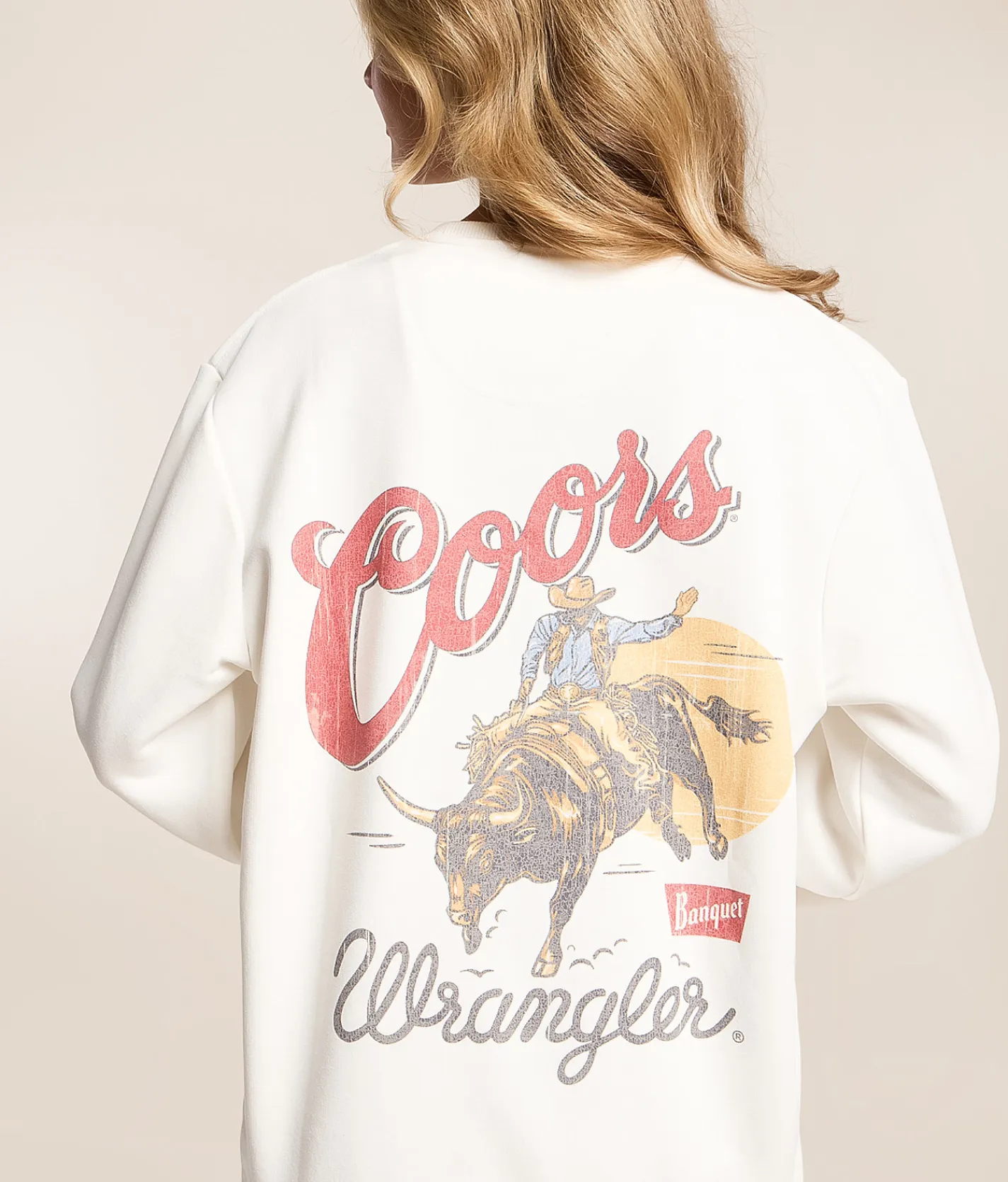 Wrangler® x Coors® Beer Oversized Pullover Marshmallow Outlet