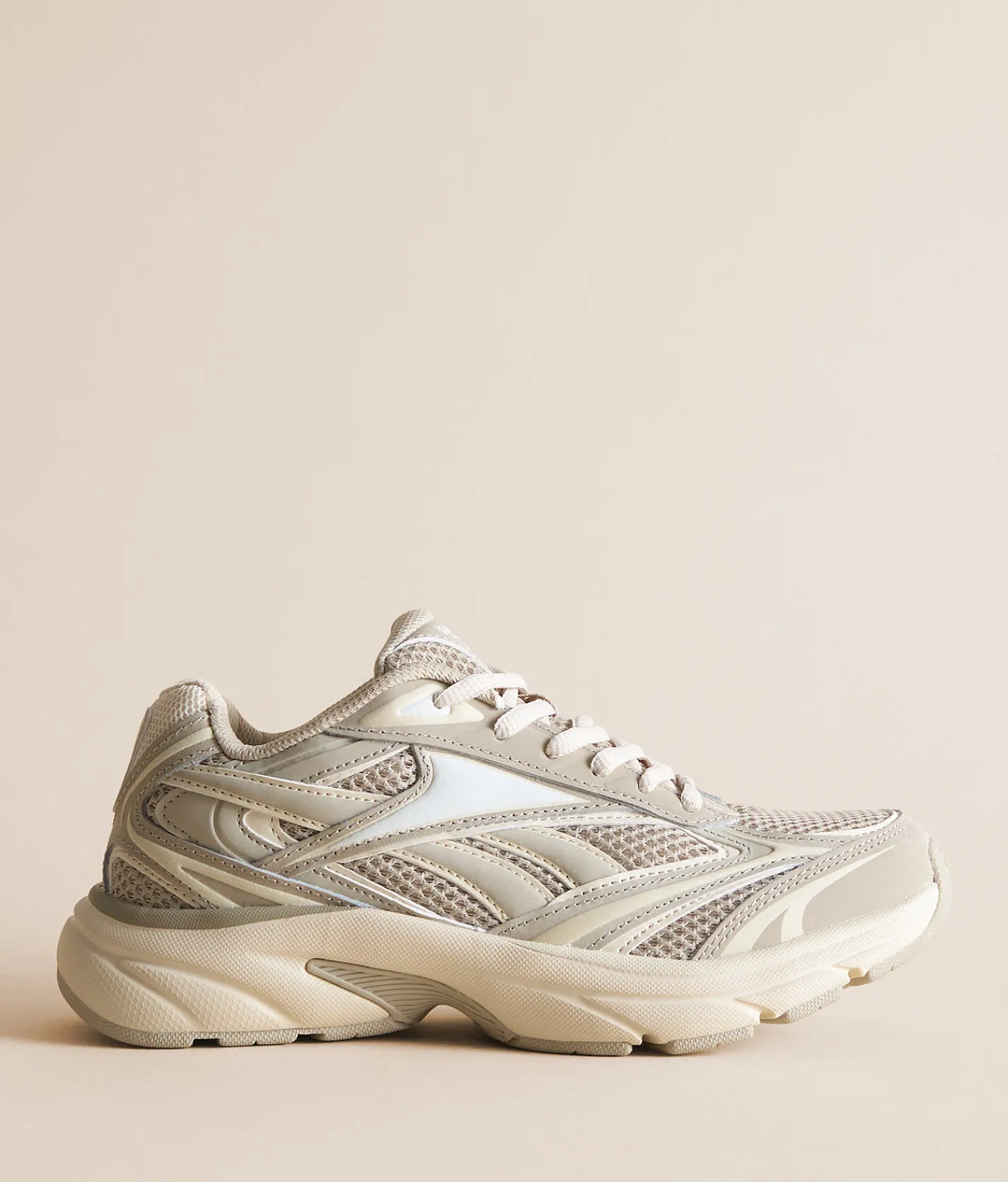 Reebok® Belwave Leather Sneaker Beige Sand Vintage Chalk Discount