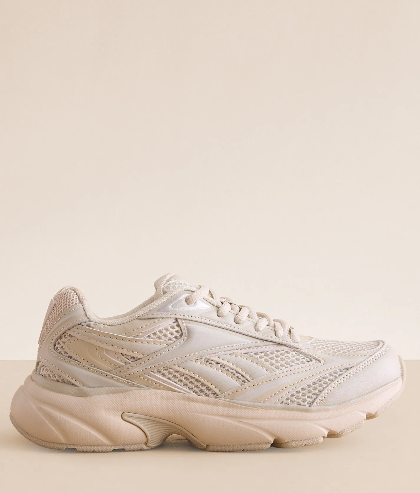 Reebok® Belwave Leather Sneaker Tan Tan Natural New