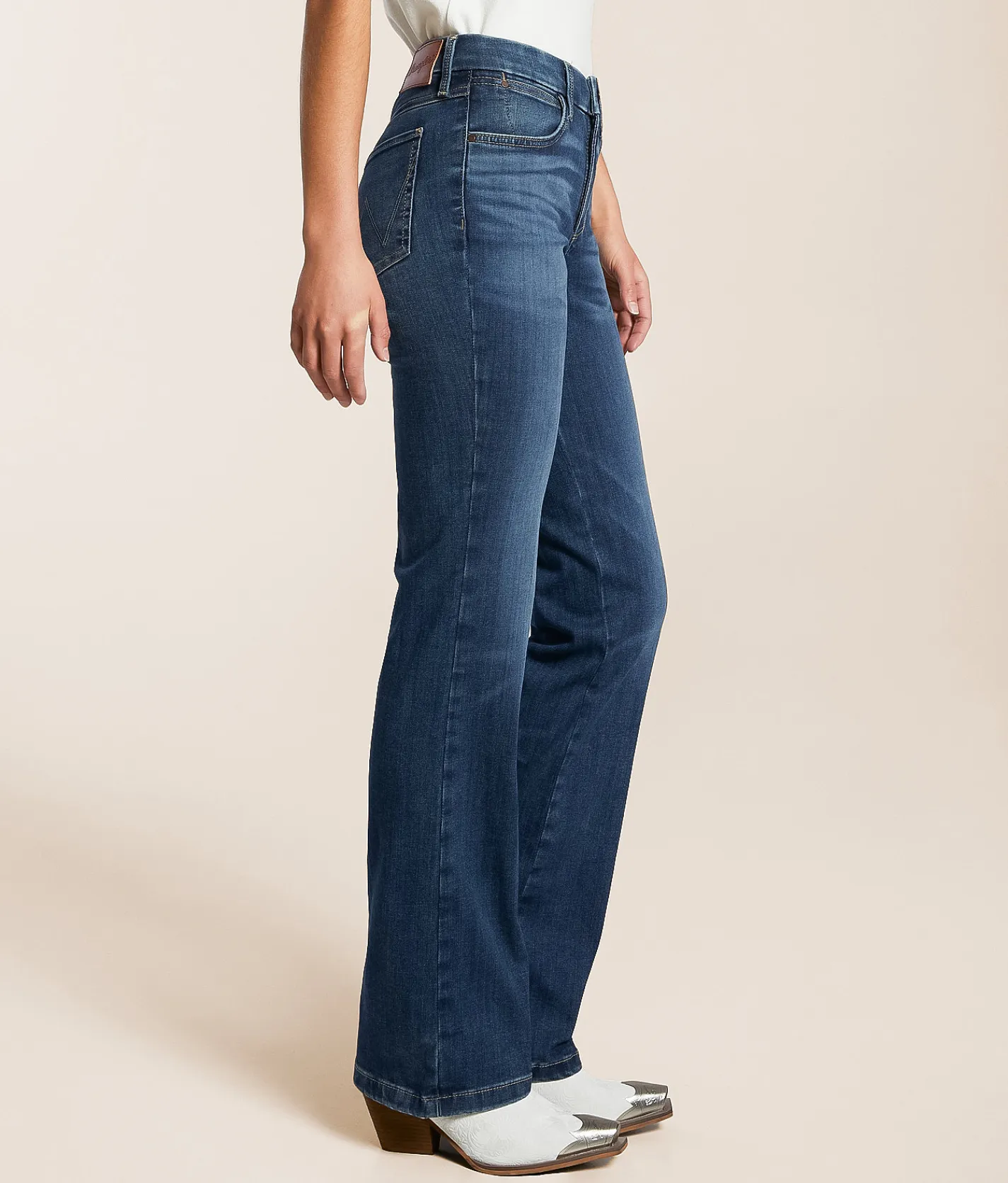 Wrangler® Bespoke Boot Stretch Jean Lacey Sale