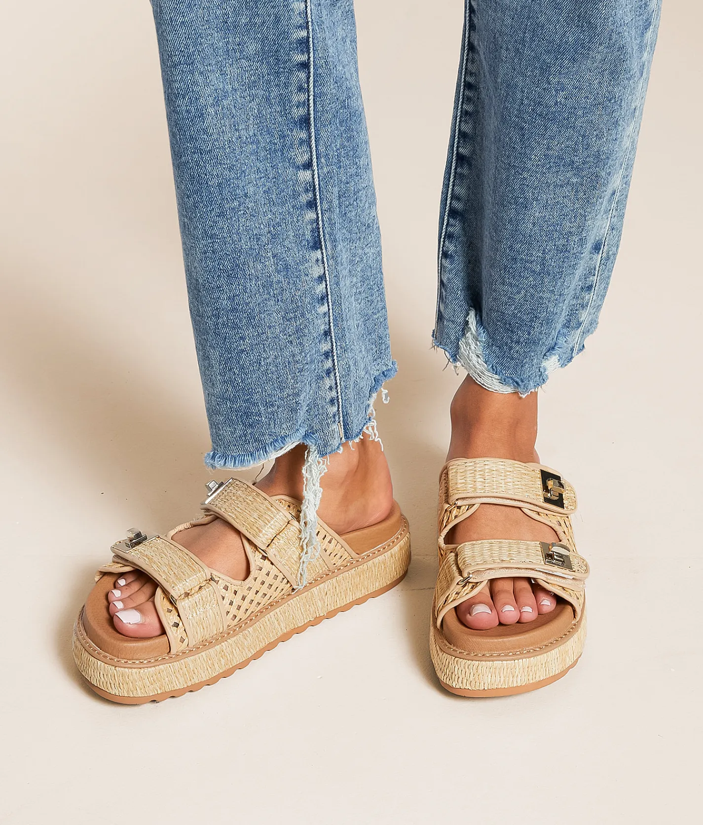 Shoes | Steve Madden Bigshmona Raffia Sandal Natural Raffia