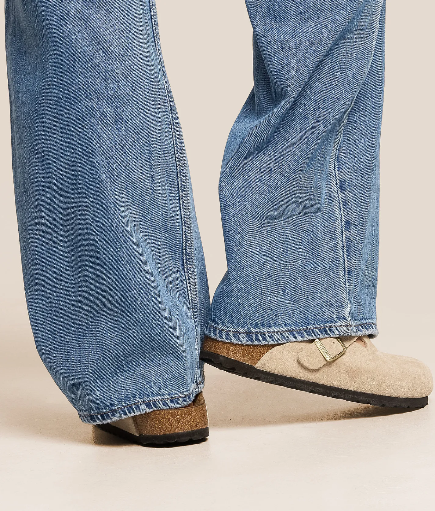 Birkenstock& #174 Boston Suede Clog Sandcastle New