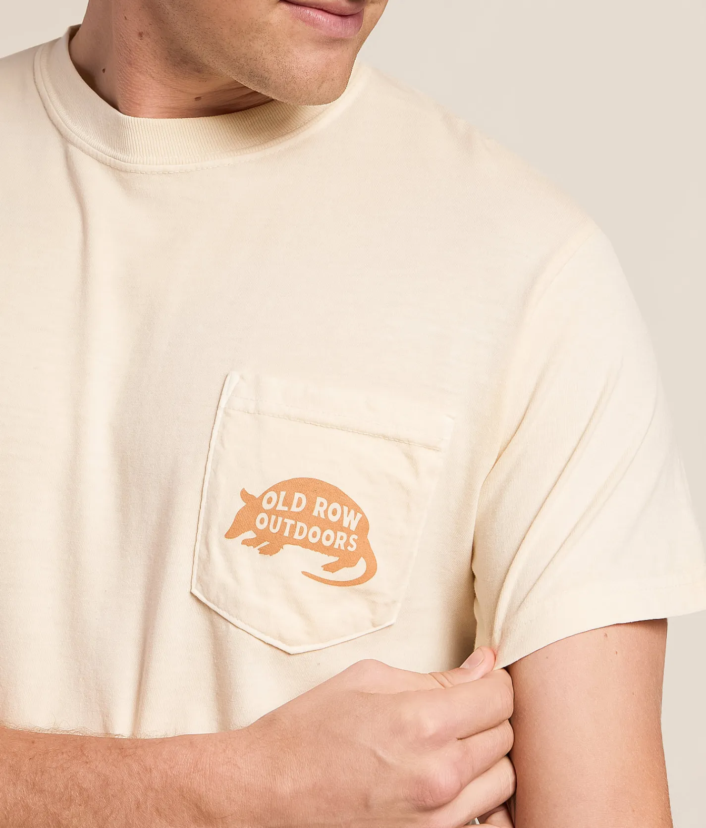 Old Row Bottoms Up Armadillo T-Shirt Ivory New