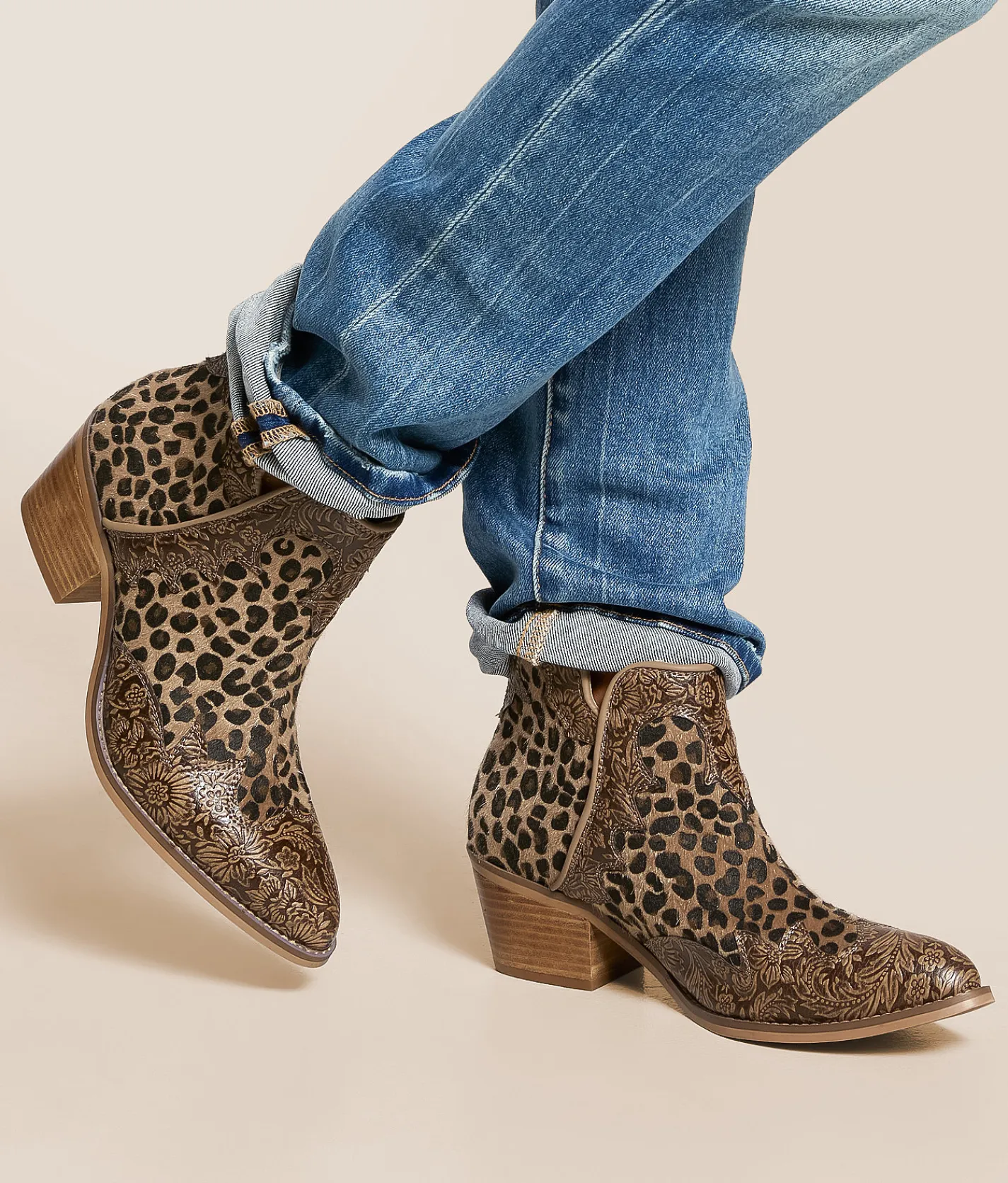 Very G Carly Leopard Floral Ankle Boot Tan Leopard New