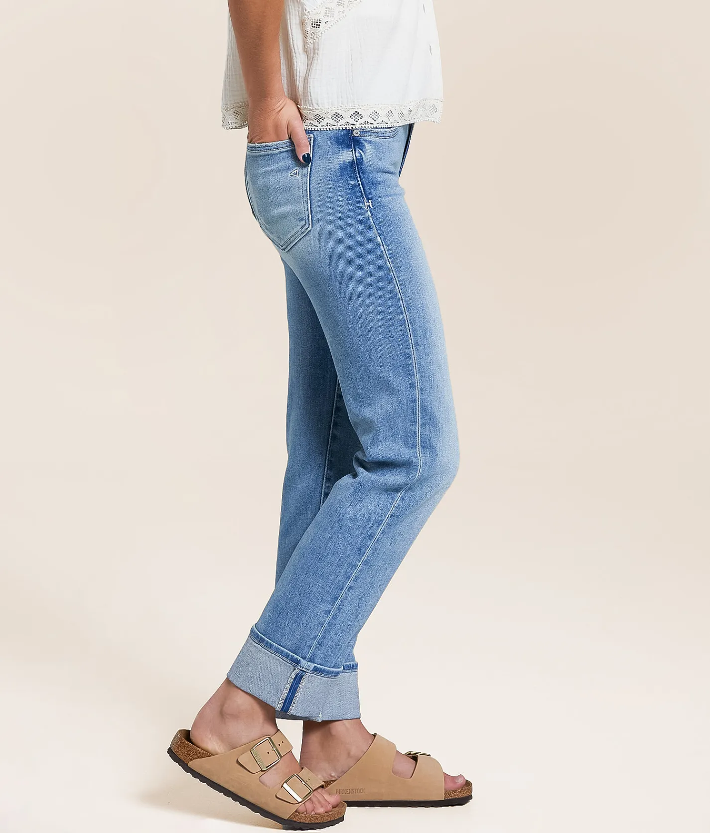 HIDDEN Chloe Cropped Straight Stretch Jean Wild Heart Clearance