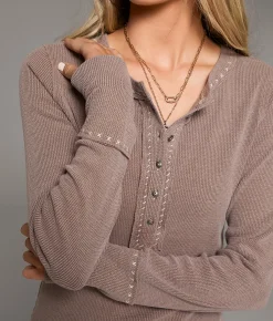 BKE Contrast Stitch Thermal Henley Peppercorn Discount