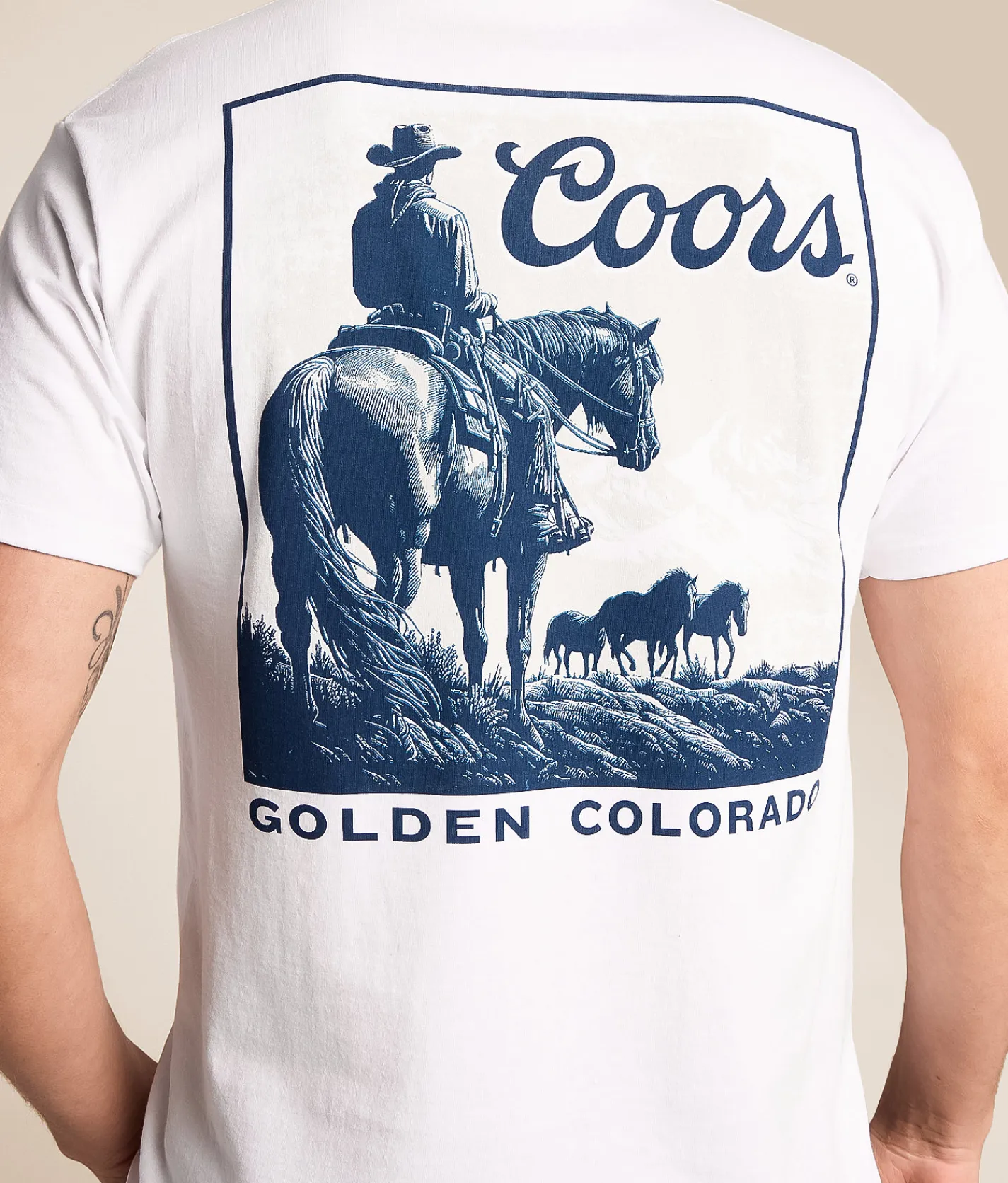 tee luv Coors Cowboy Slick T-Shirt White Hot