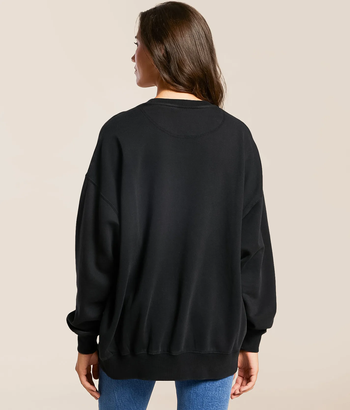 Gameday SOCIAL® Creighton Bluejays Oversized Pullover Black