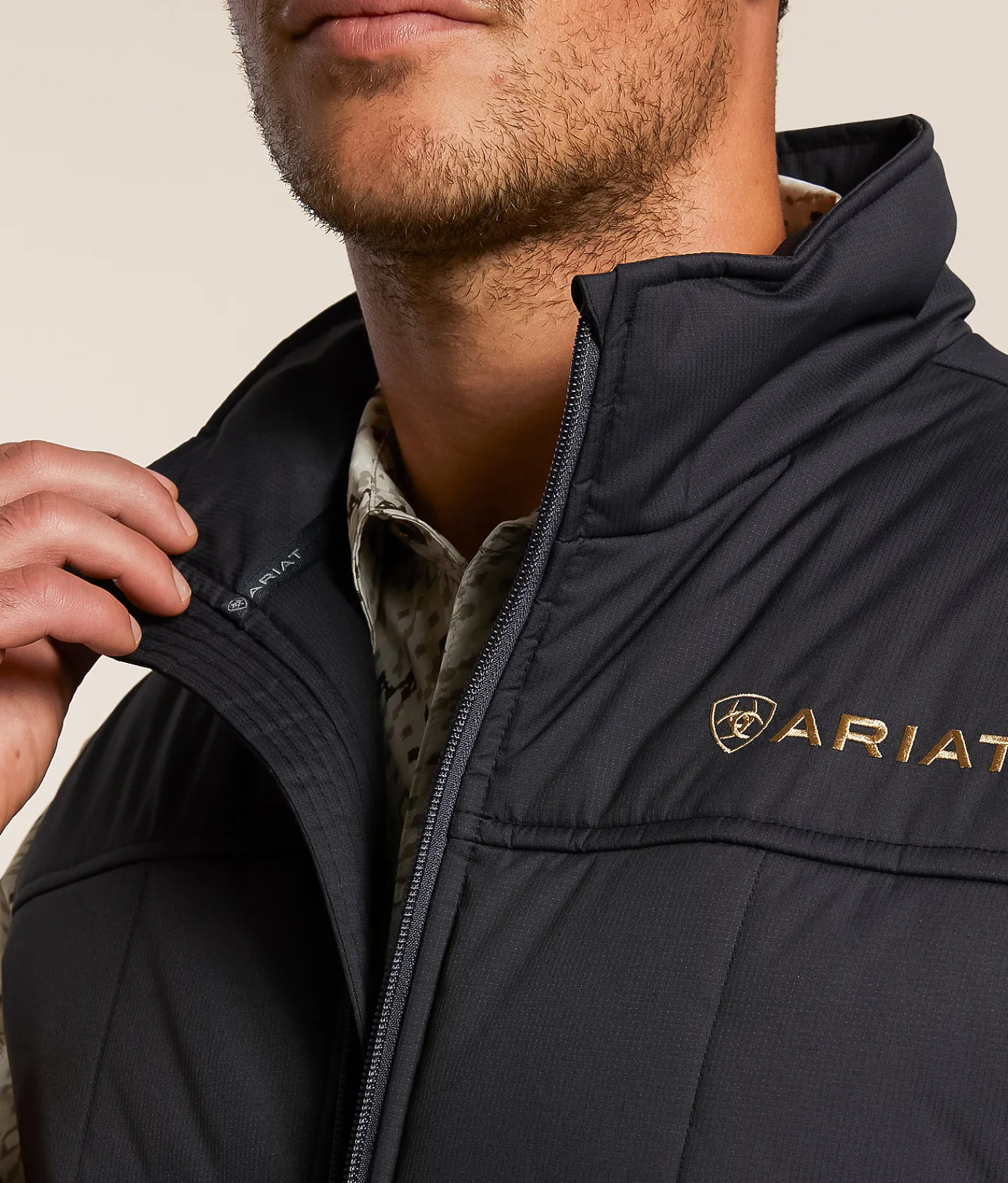 Tops|Coats & Jackets | Ariat Crius Insulated Vest Phantom
