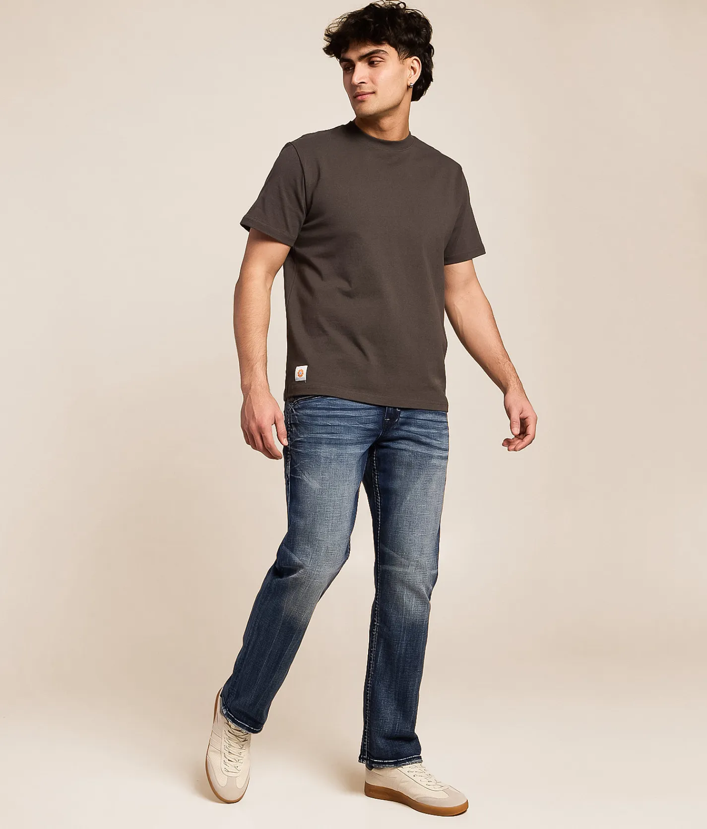 Rock Revival Crockett Relaxed Taper Stretch Jean Crockett EQ202 Online