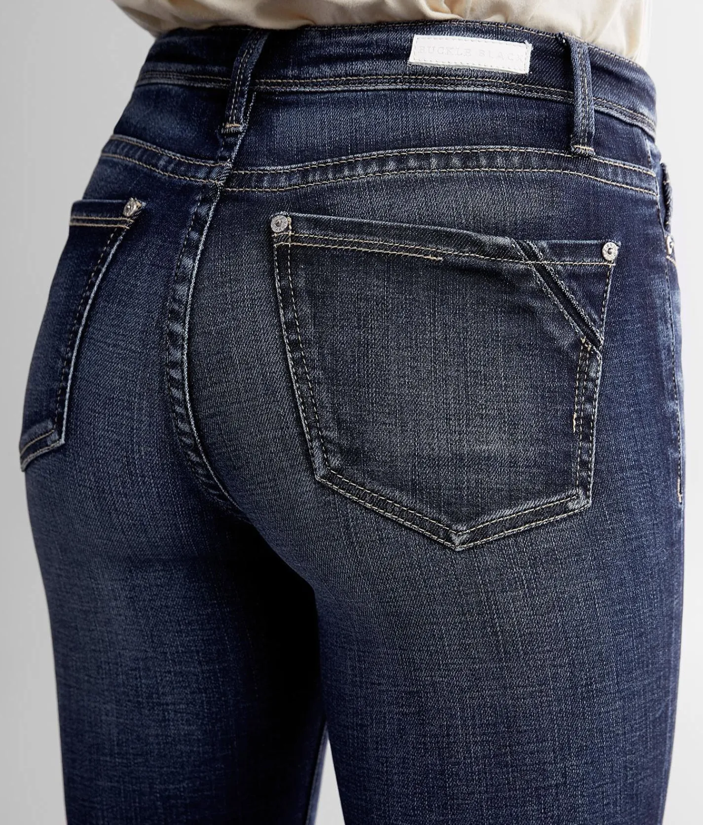 Jeans|Bottoms | Buckle Black Curvy Mid-Rise Cuffed Stretch Capri Jean Algarve