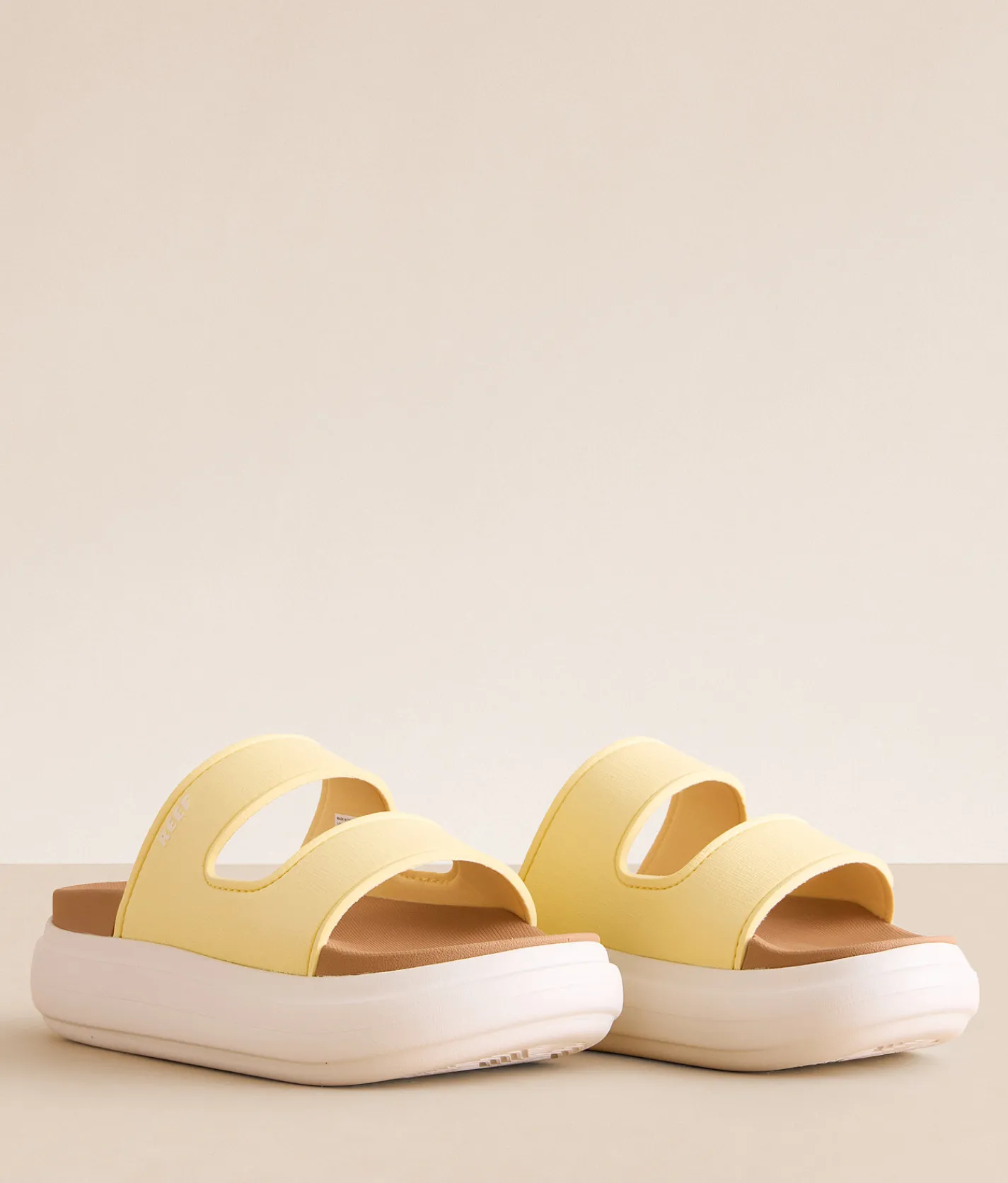 Reef Cushion Bondi 2 Bar Sandal Pale Banana Best