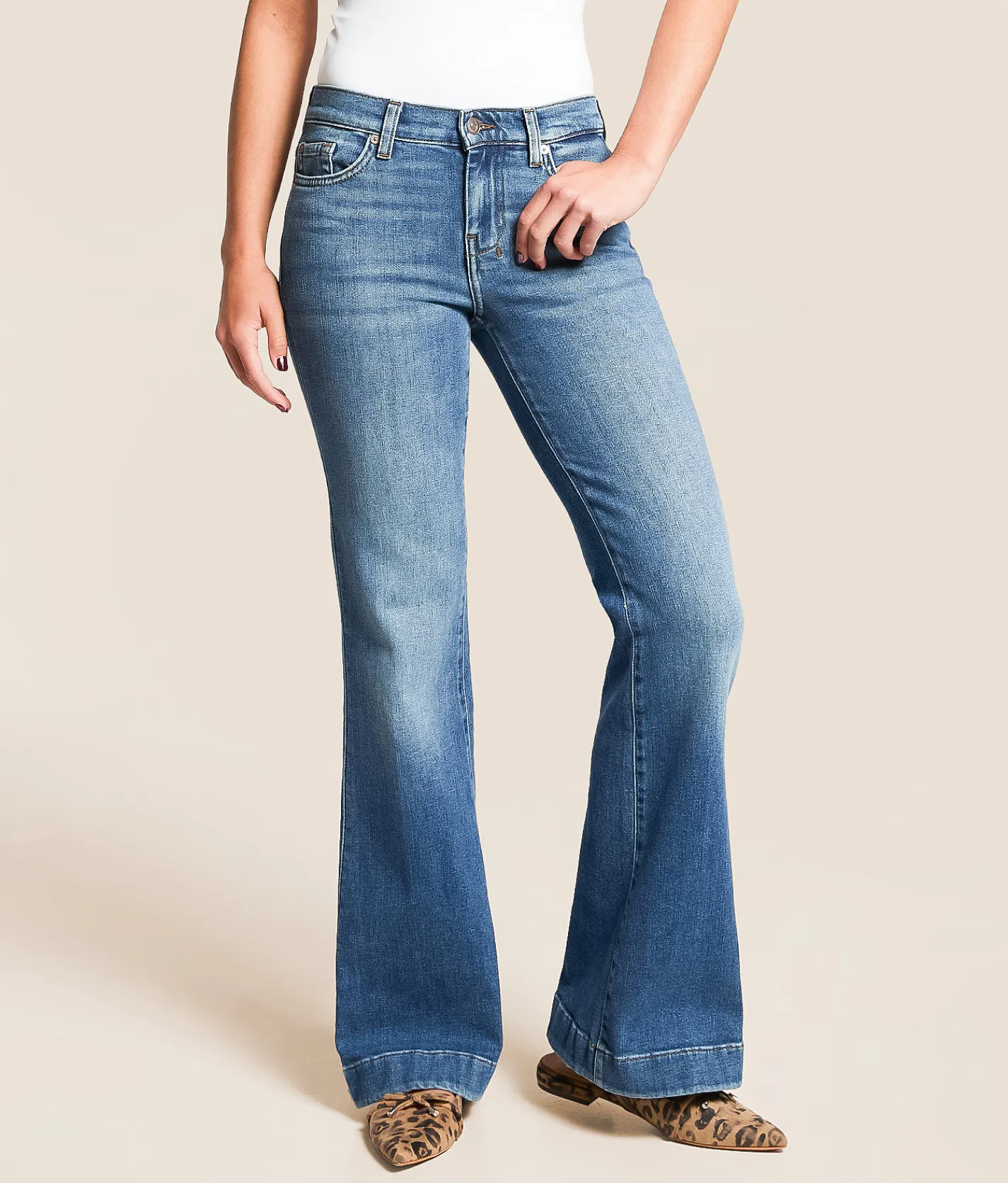 7 For All Mankind Dojo Trouser Stretch Jean Sacramento Hot