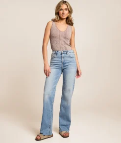 HIDDEN Ella Classic Straight Stretch Jean Cayucos Beach Hot