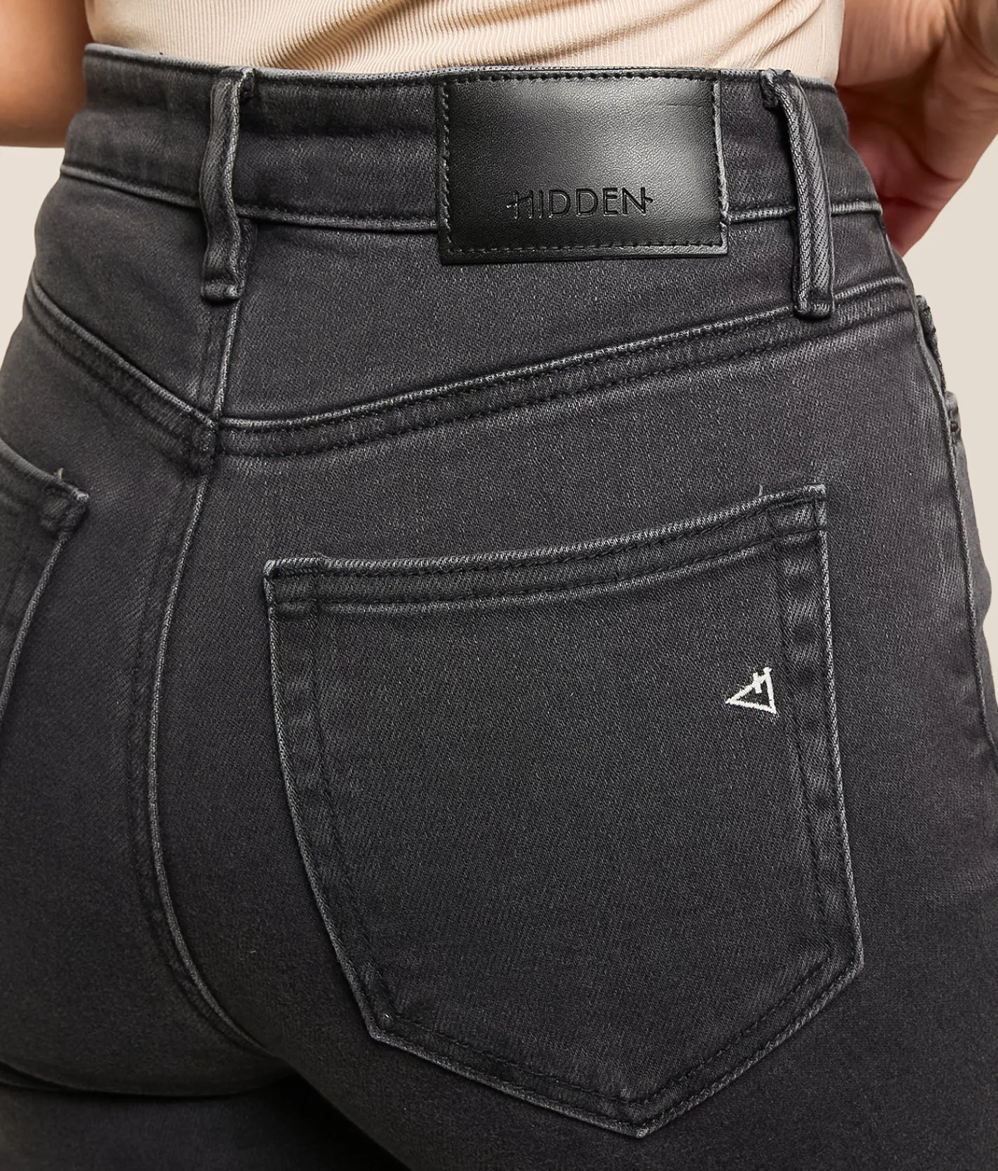 Jeans|Bottoms | HIDDEN Ella Classic Straight Stretch Jean Charcoal