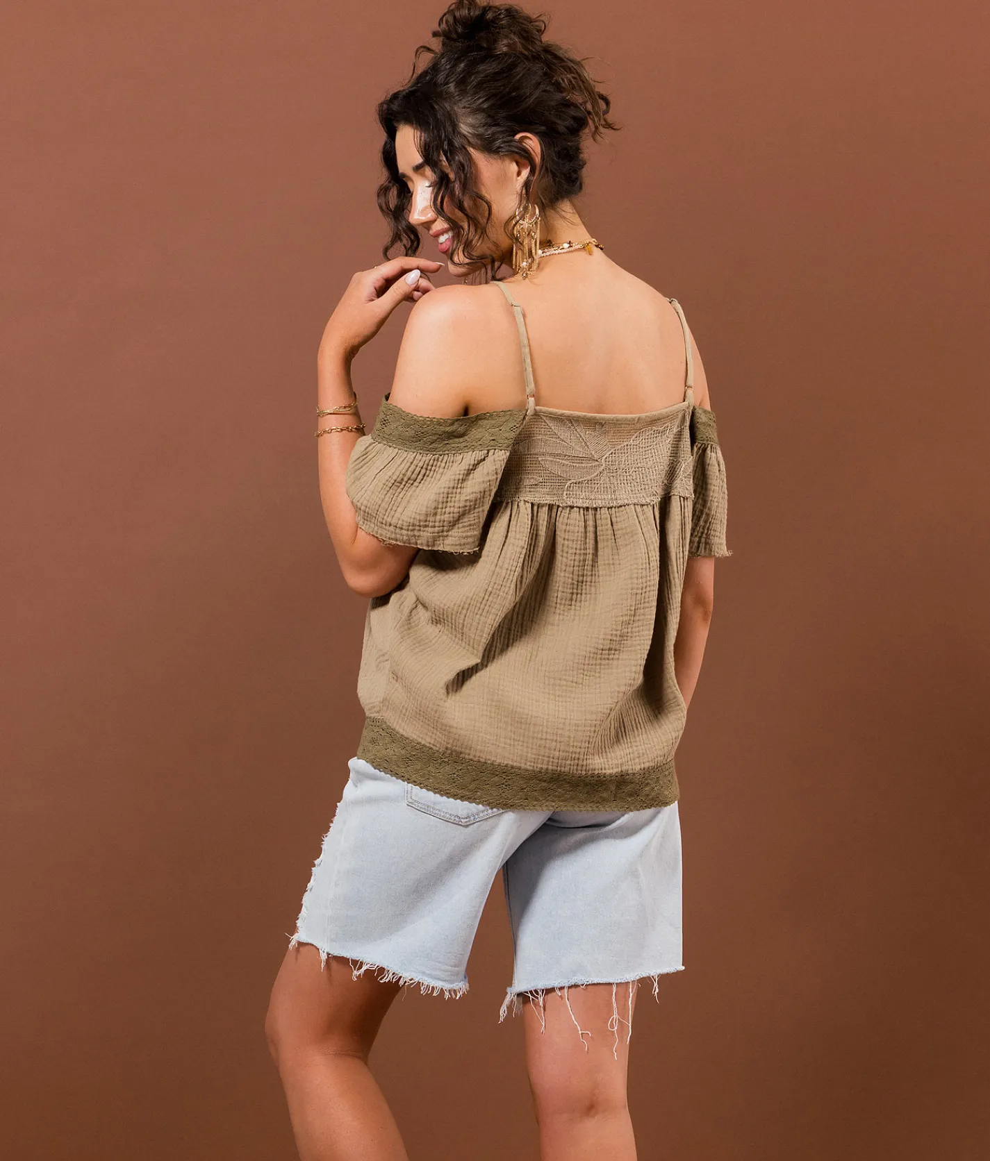 Gimmicks Embroidered Cold Shoulder Top Mermaid Best