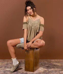 Gimmicks Embroidered Cold Shoulder Top Mermaid Best
