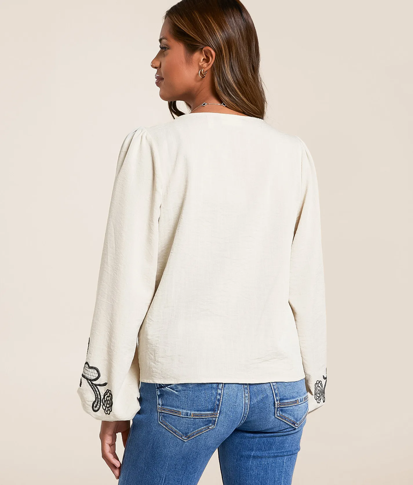 Willow & Root Embroidered Front Tie Top Cream Outlet