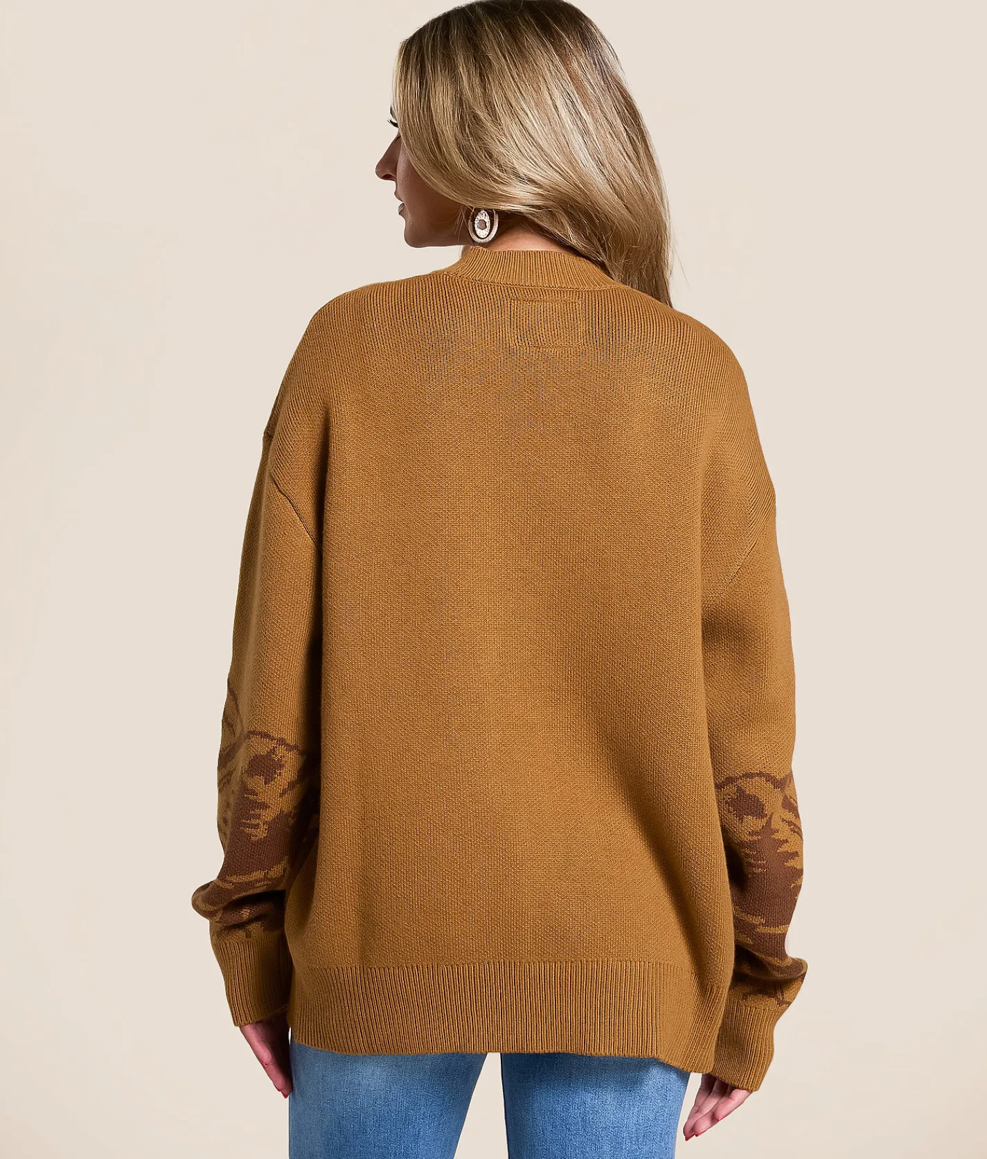 Wrangler® x Coors® Embroidered Sweater Dijon Best