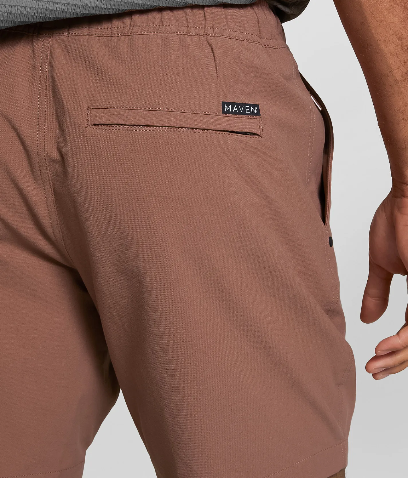 Maven Co-op Essential Bow Performance Stretch Short Rose Online
