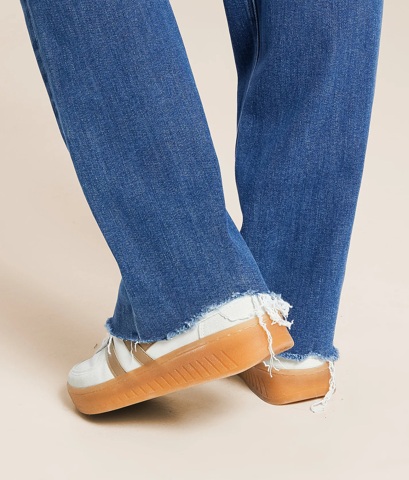 Jeans | VERVET by Flying Monkey Evie Mid-Rise Classic Straight Jean Blue Stream