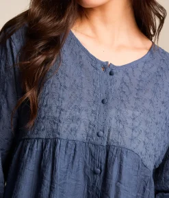 Daytrip Eyelet Crinkle Top Navy