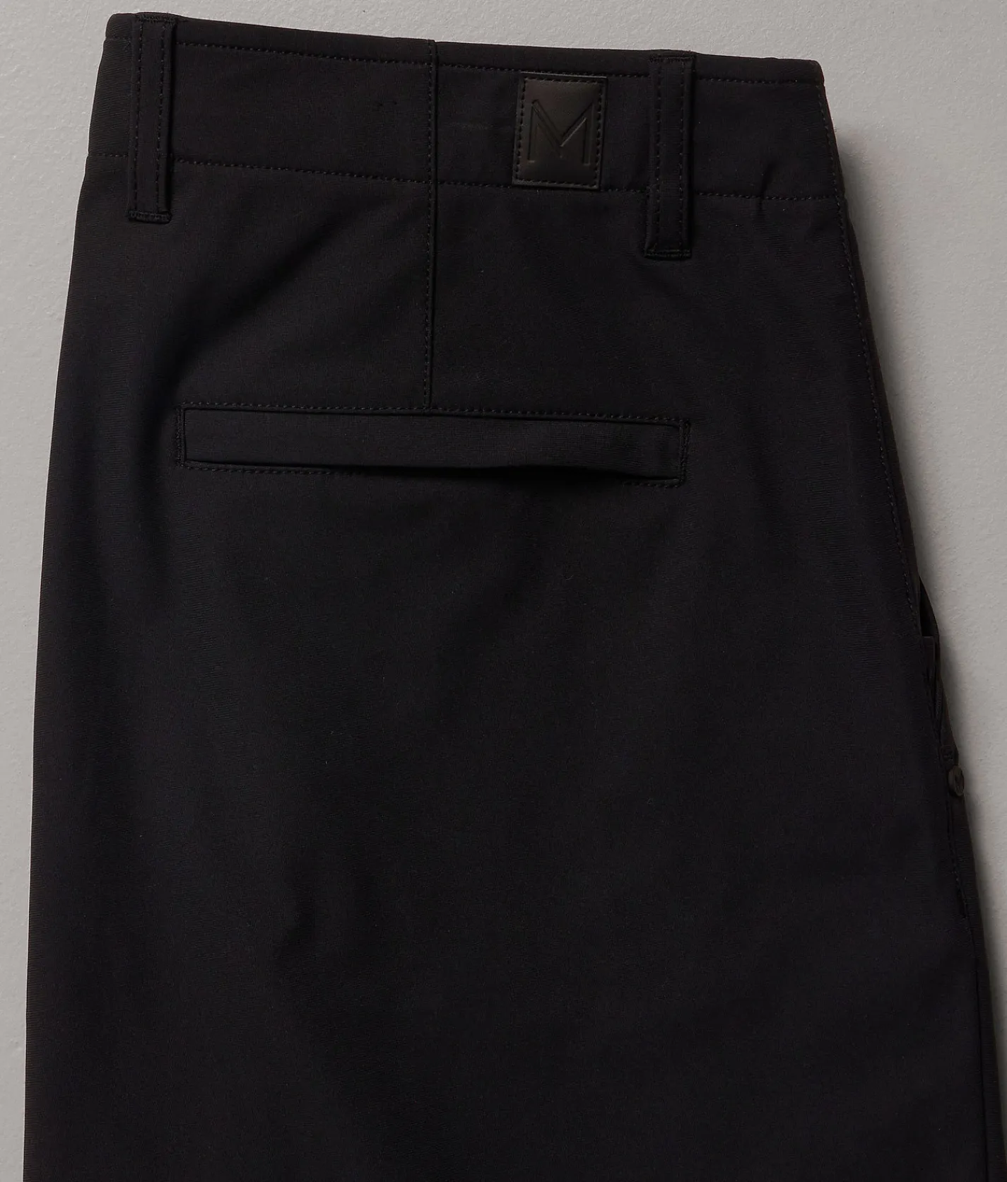 Bottoms|Shorts | Maven Co-op Fairway Performance Short Vetiver
