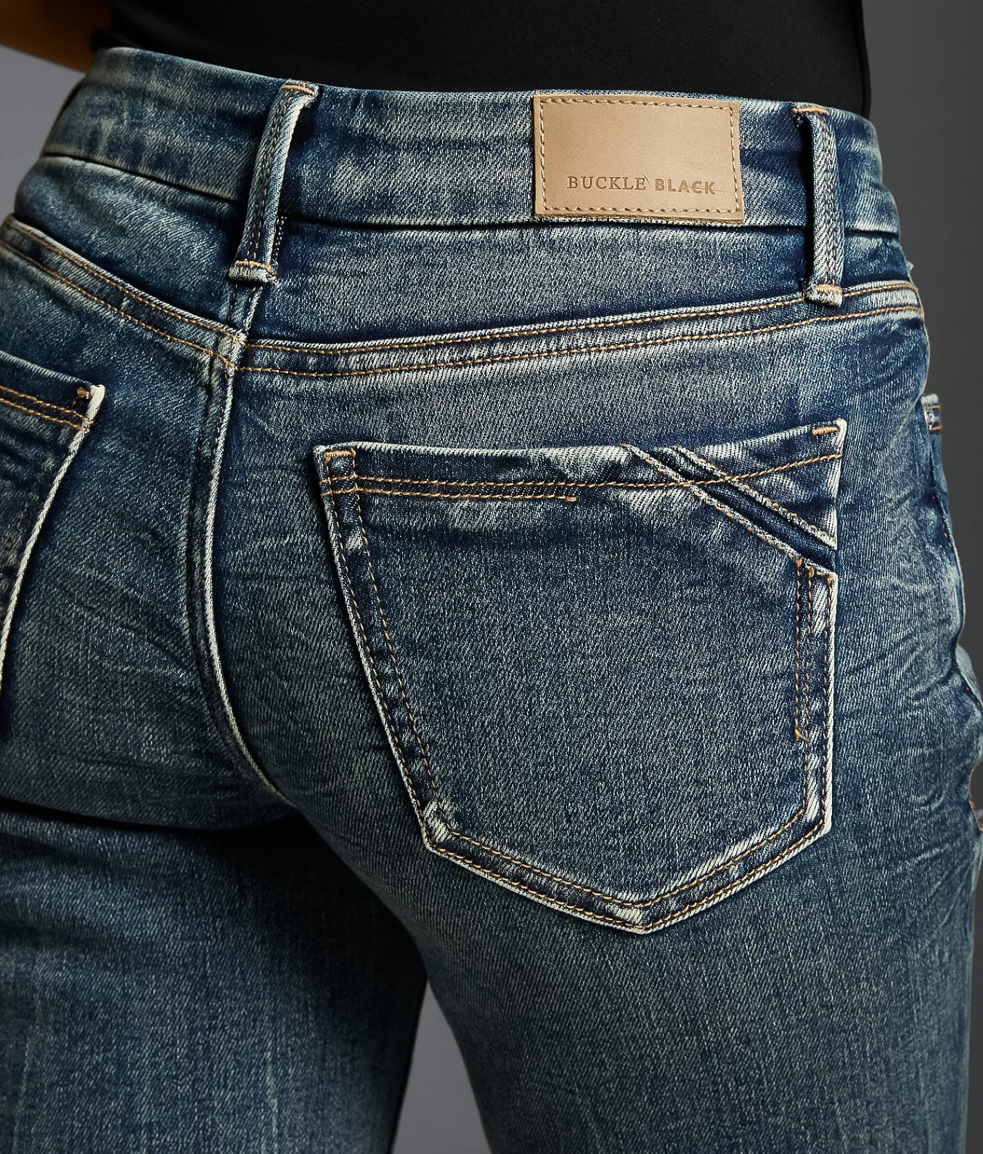 Buckle Black Fit No. 53 Bermuda Stretch Cuffed Short Eureka Springs 11 Sale