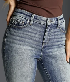 Buckle Black Fit No. 85 Capri Stretch Cuffed Jean Embrook 2 Clearance