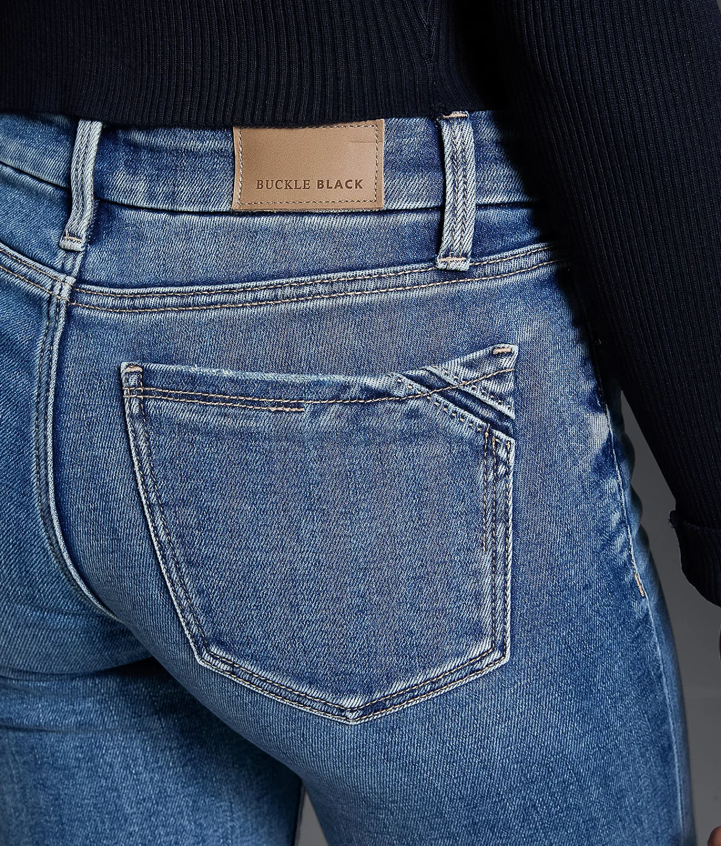 Buckle Black Fit No. 53 Cropped Straight Stretch Jean Leyton 2 Online