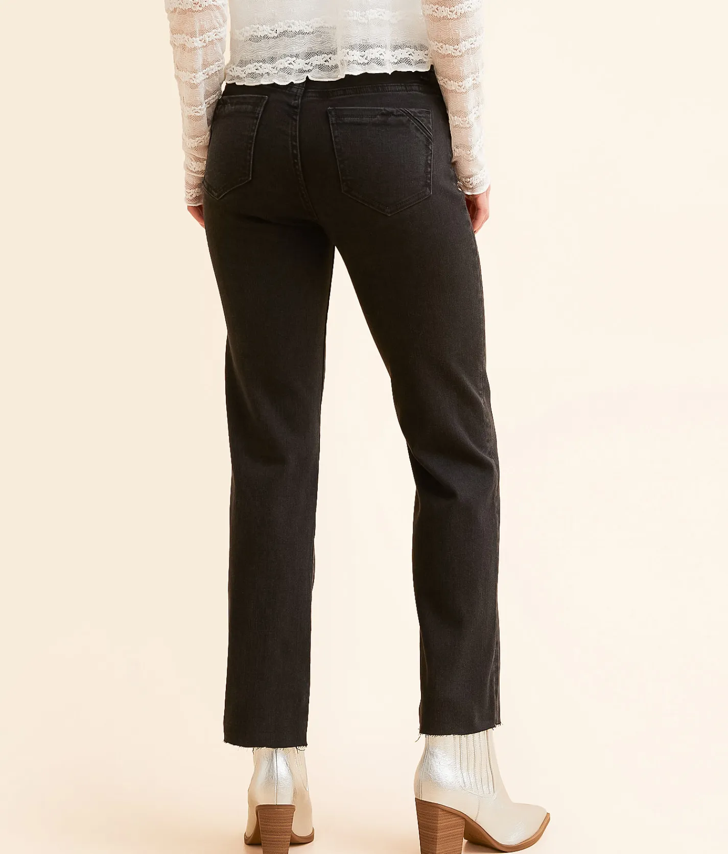 Buckle Black Fit No. 23 Cropped Straight Stretch Jean Slovenia 8 New