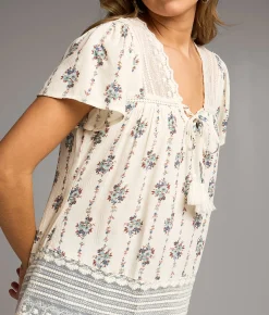 BKE Floral & Lace Top Cream Blue Best