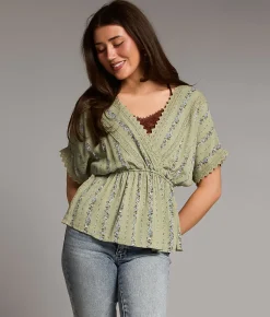 BKE Floral Dolman Top Green Floral Best