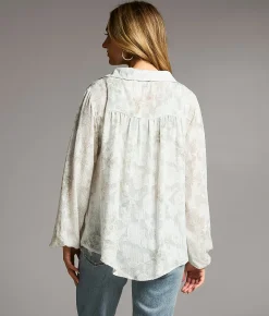BKE Floral Jaquard Blouse Tea Cream