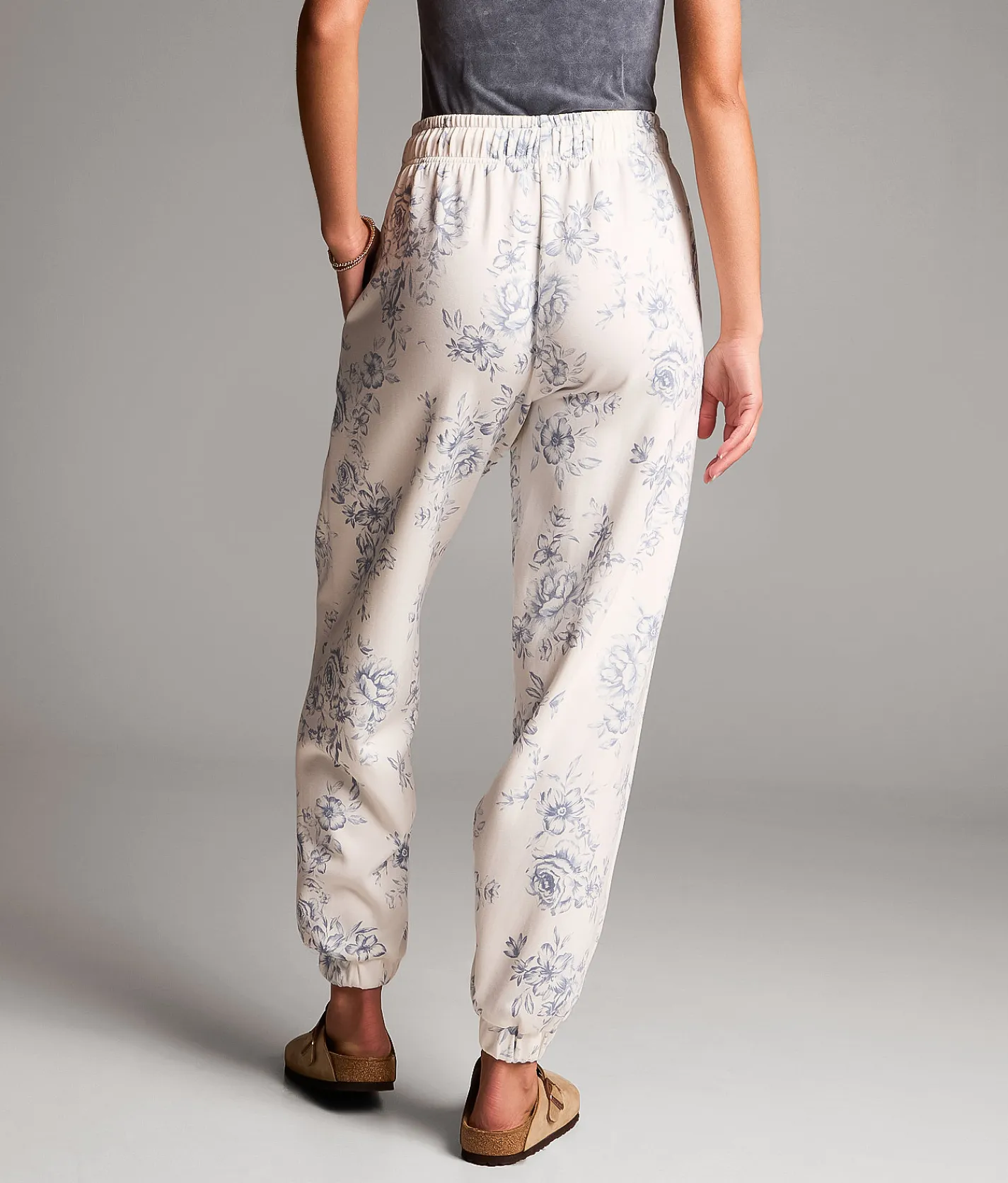BKE Floral Jogger Blue White Online
