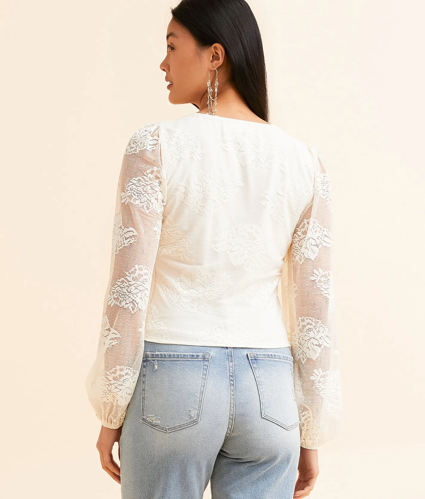 Willow & Root Floral Lace Top Cream Hot