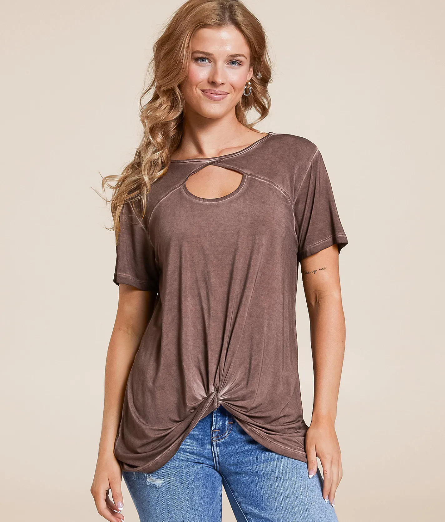 White Crow Frey Twisted Front Top Peppercorn Hot