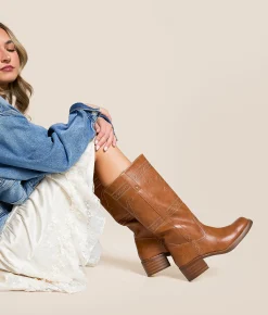 Frye and Co. Frye and Co. Miranda Bridle Boot Caramel Outlet
