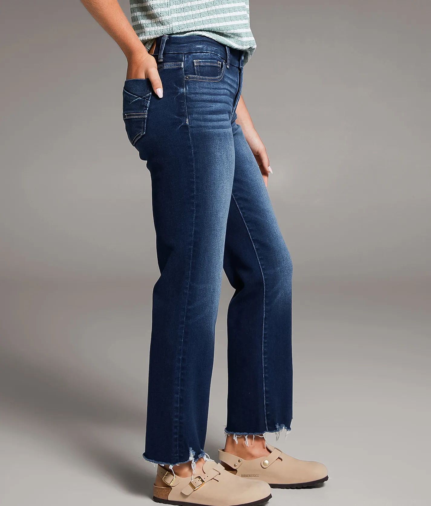 BKE Gabby Cropped Straight Stretch Jean Herbel 3 Clearance