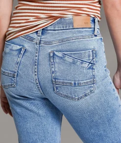 BKE Gabby Tailored Boot Stretch Jean Rosario 2 Clearance